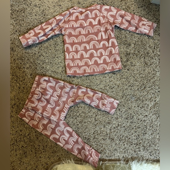 Little One Shop Kids Rainbow Pattern Sweat set/ lounge set - Picture 7 of 9